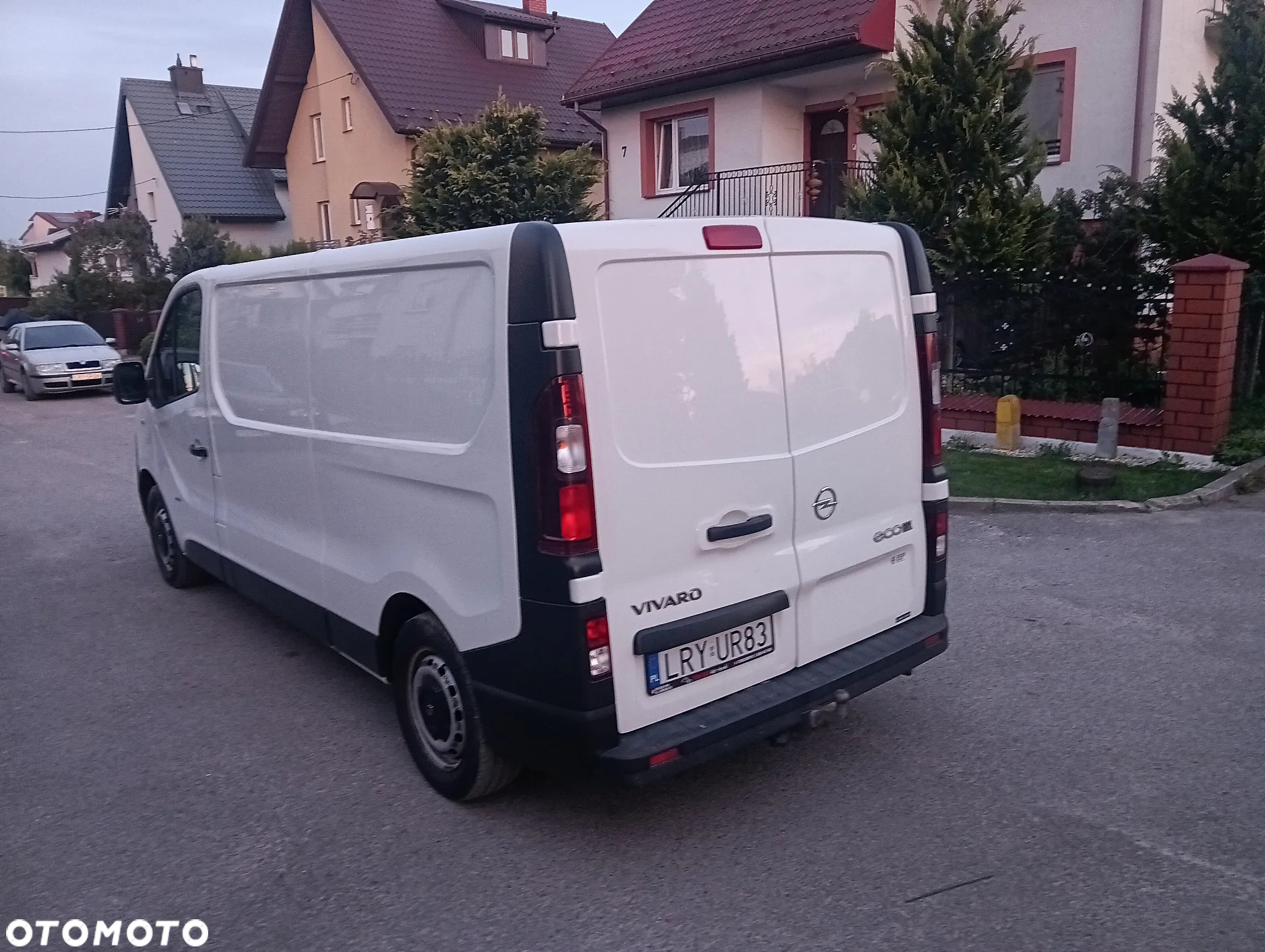 Opel Vivaro - 4
