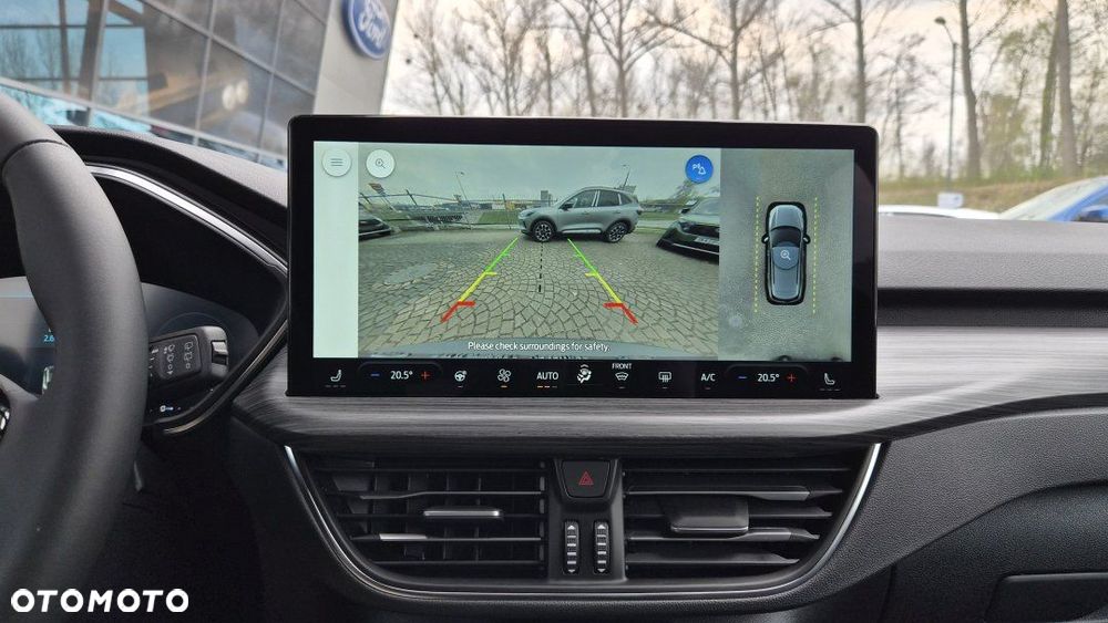 Ford Kuga - 12