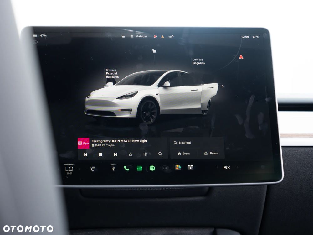 Tesla Y Long Range AWD - 19