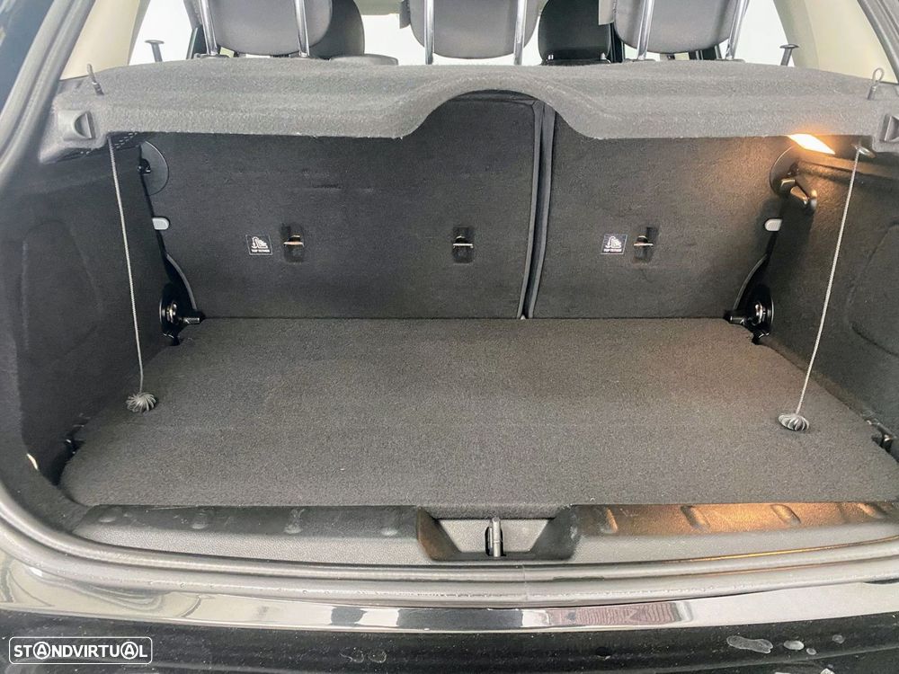 MINI 5 Portas Cooper Auto - 7