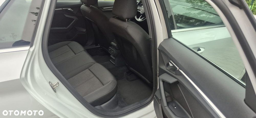 Audi A3 Sportback 35 TDI S Line S tronic - 19