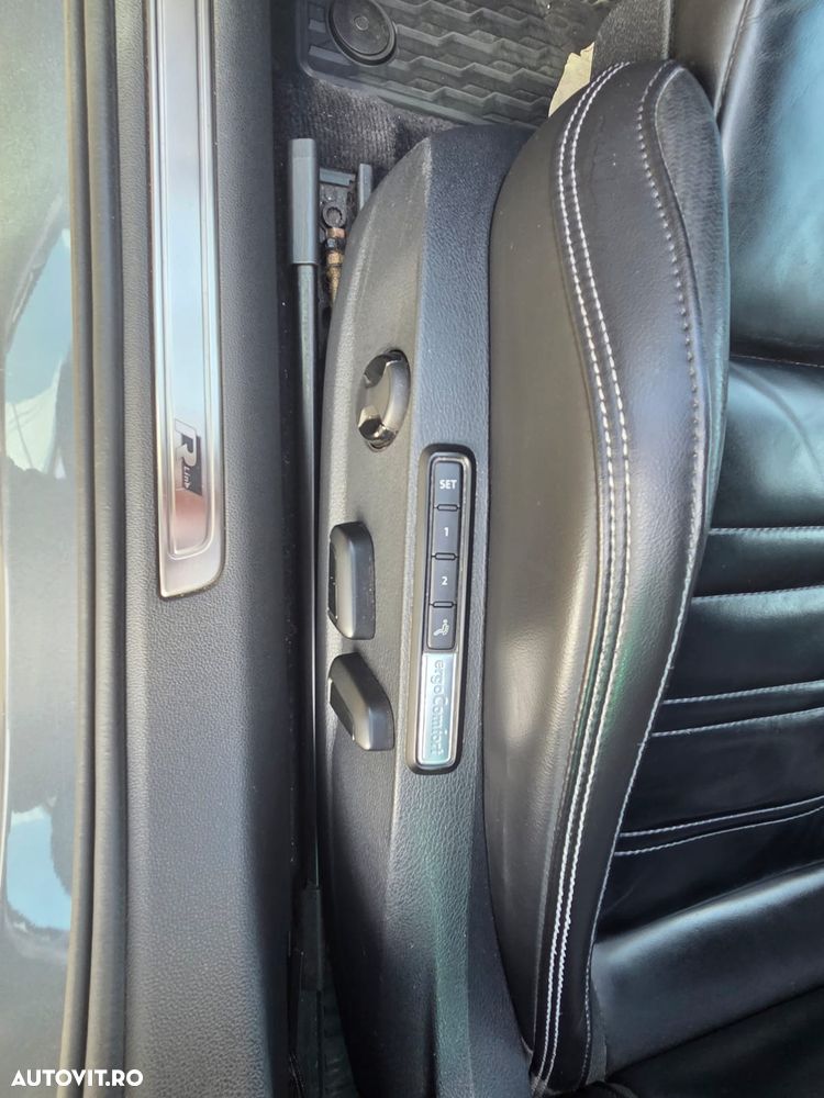 Volkswagen Passat Variant 2.0 TDI DSG Highline - 12