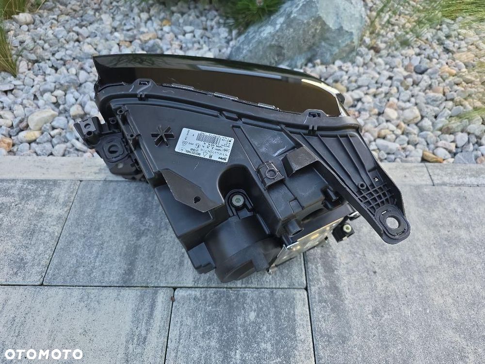 FIAT GRANDE PANDA Lampa prawa przód Kompletna Full Led 9857227680 - 8