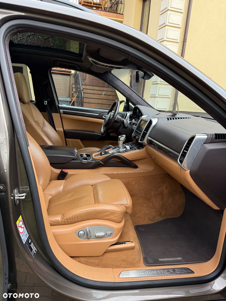Porsche Cayenne S Diesel Tiptronic S - 26