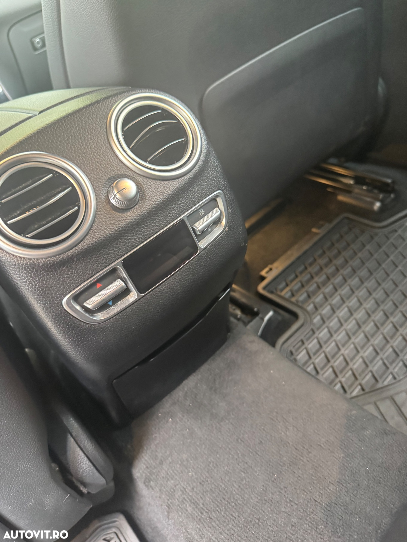 Mercedes-Benz EQC 400 4Matic AMG Line - 12