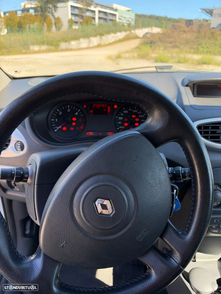 Renault Clio 1.5 dCi Confort - 6