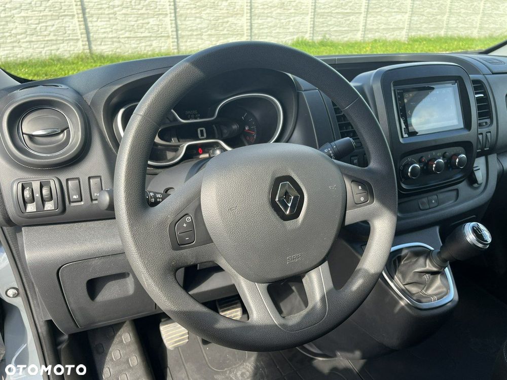 Renault Trafic - 10