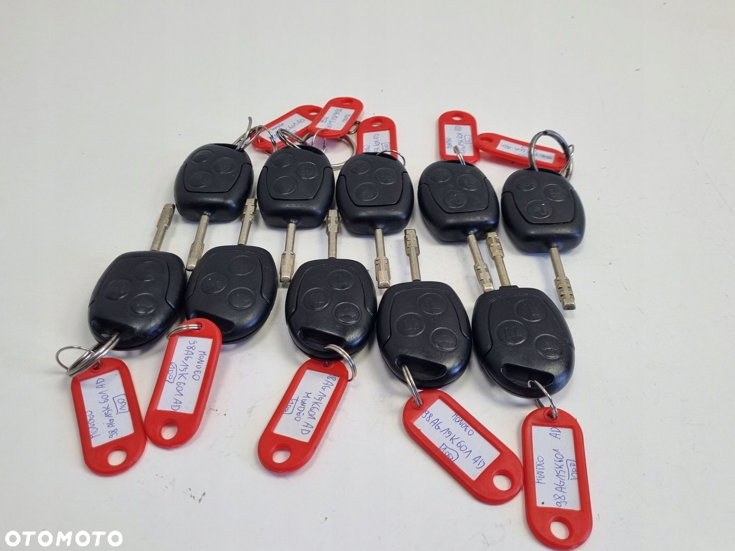 Ford Mondeo Fusion Fiesta KLUCZYK PILOT 98AG15K601AD - 3