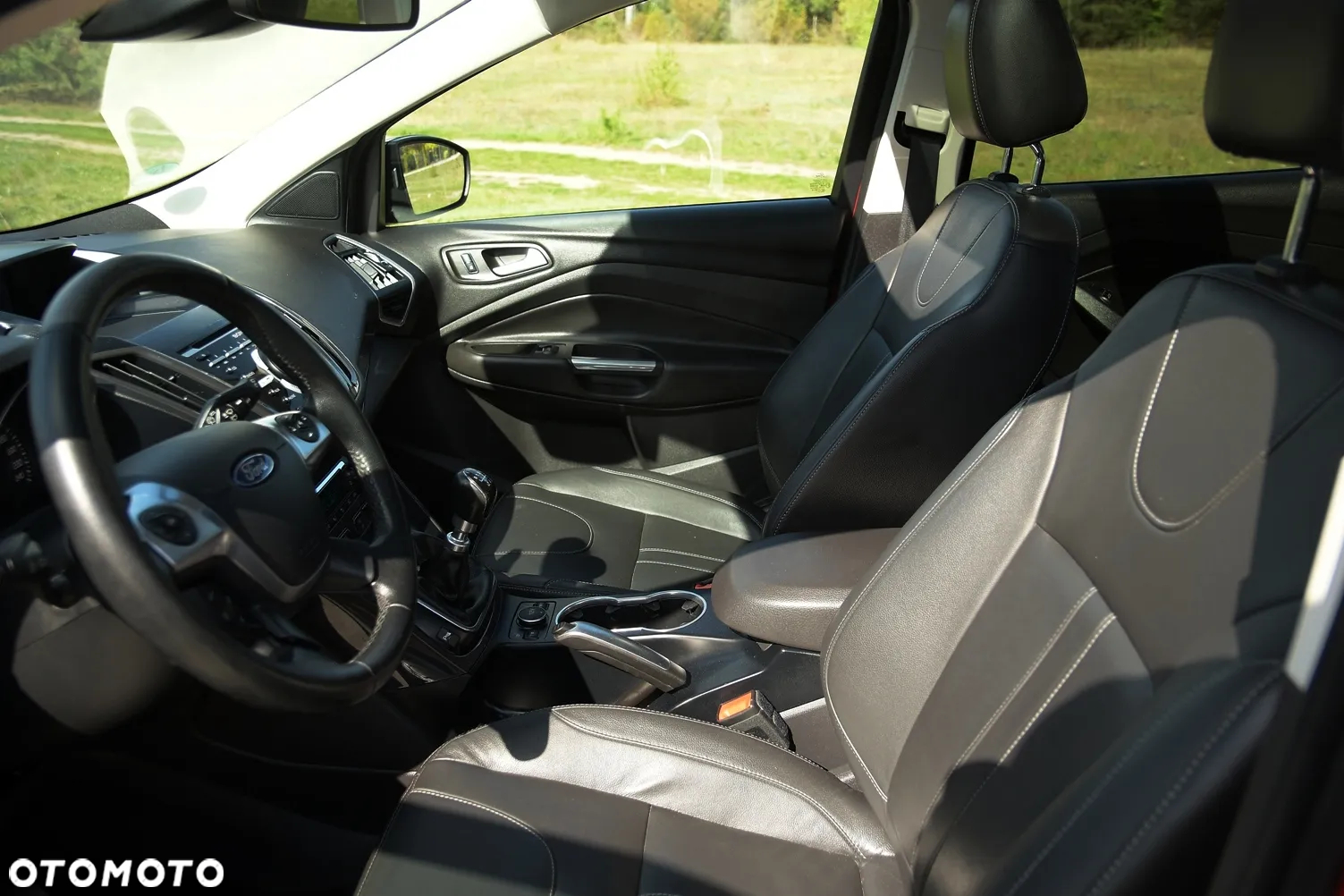 Ford Kuga 2.0 TDCi AWD ST-Line Black - 26