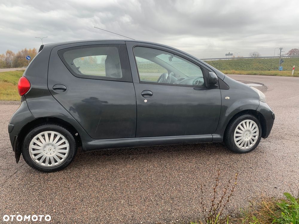 Toyota Aygo 1.0 VVT-i Luna MM A/C - 6