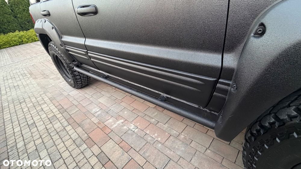 Jeep Grand Cherokee - 16