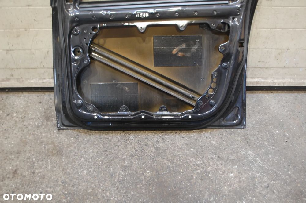 DRZWI PRAWY PRZÓD PRZEDNIE PRAWE LC9Z VW POLO IV 9N3 LIFT 5D - 6