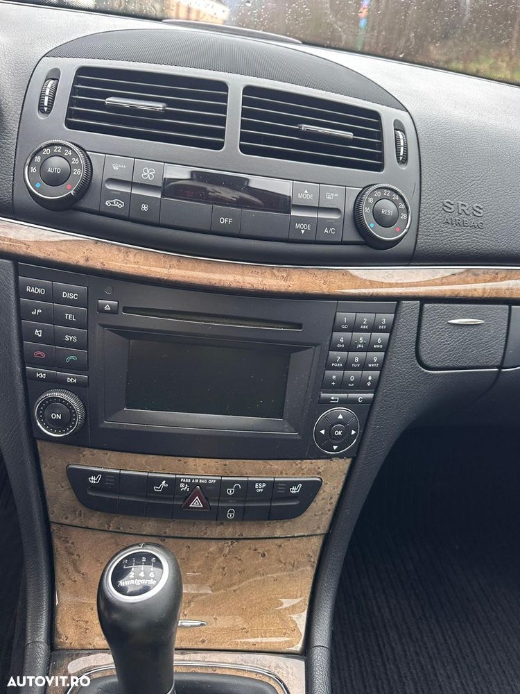 Mercedes-Benz E 200 CDI - 10