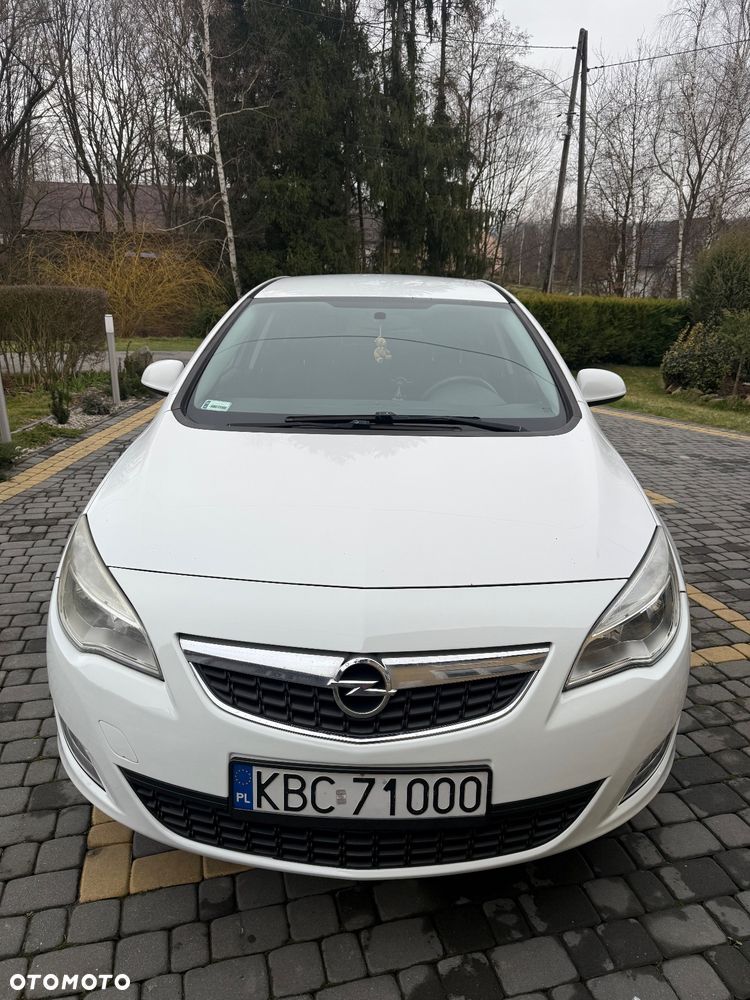Opel Astra 2.0 CDTI Cosmo - 1