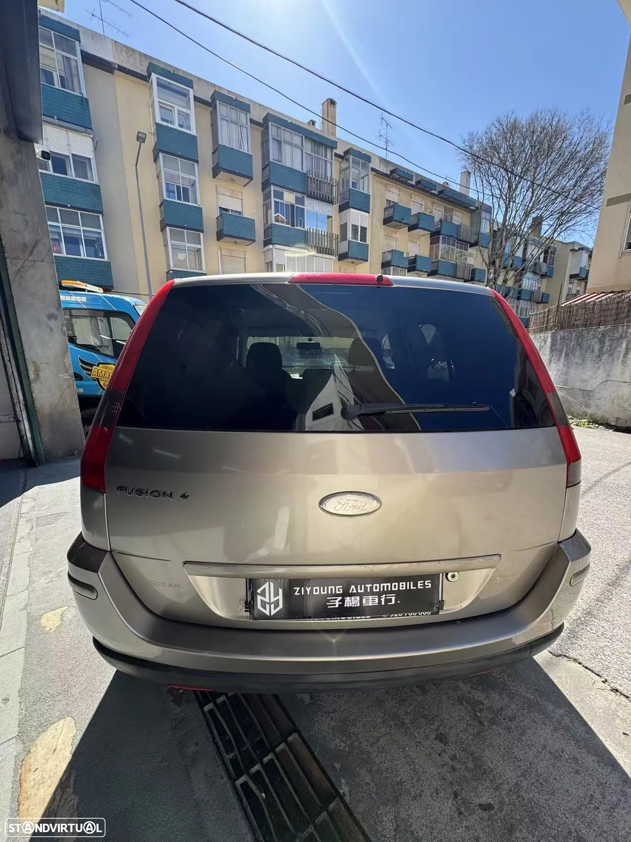 Ford Fusion - 5