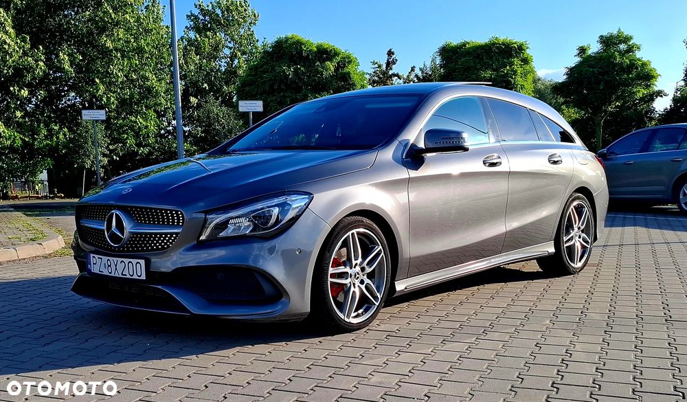 Mercedes-Benz CLA 200 AMG Line - 2