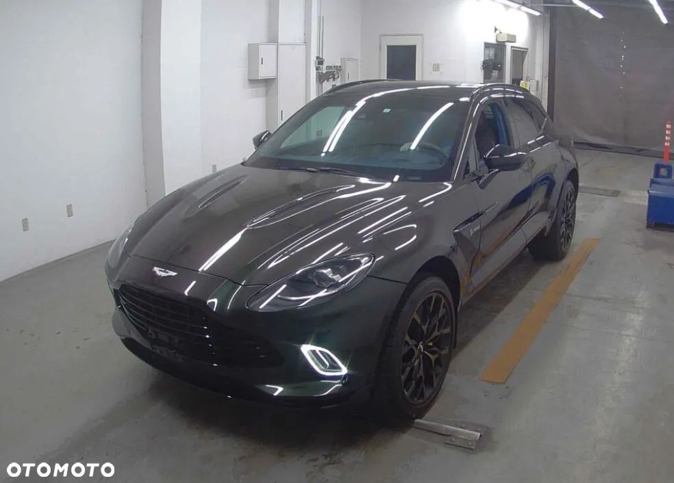 Aston Martin DBX Standard - 29
