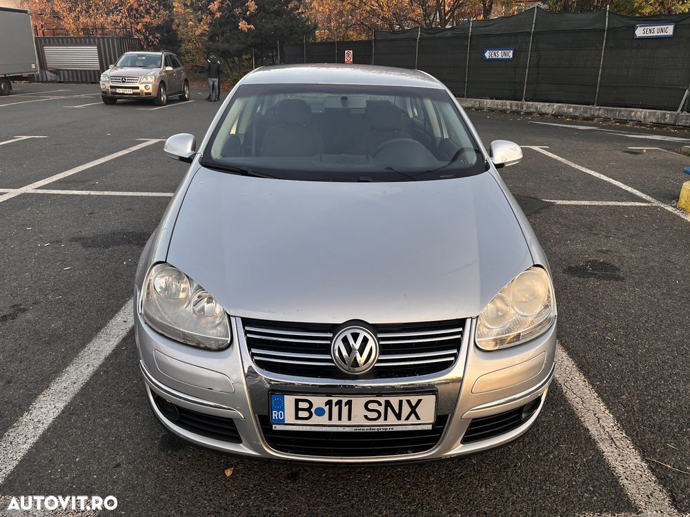 Volkswagen Jetta 1.6 TDI DPF Highline - 3