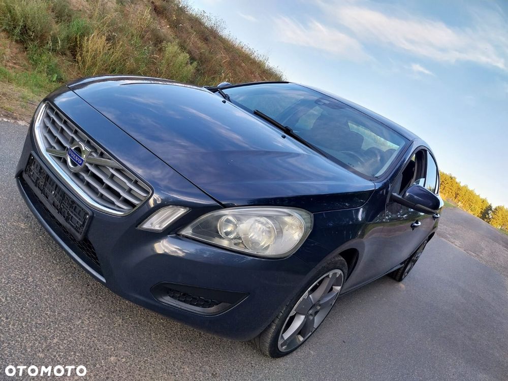 Volvo S60 DRIVe Kinetic - 3