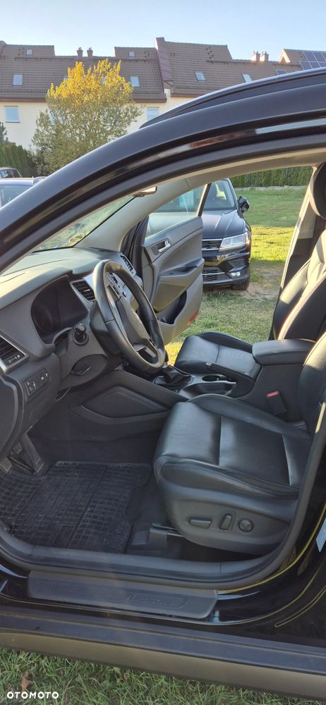 Hyundai Tucson 2.0 CRDi 4WD Style - 12