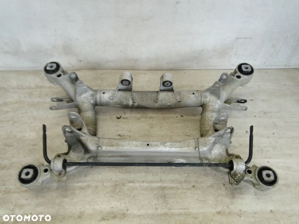BMW 5 E60 E61 SANKI ŁAWA KOŁYSKA WÓZEK BELKA ZAWIESZENIA TYŁ TYLNA - 1