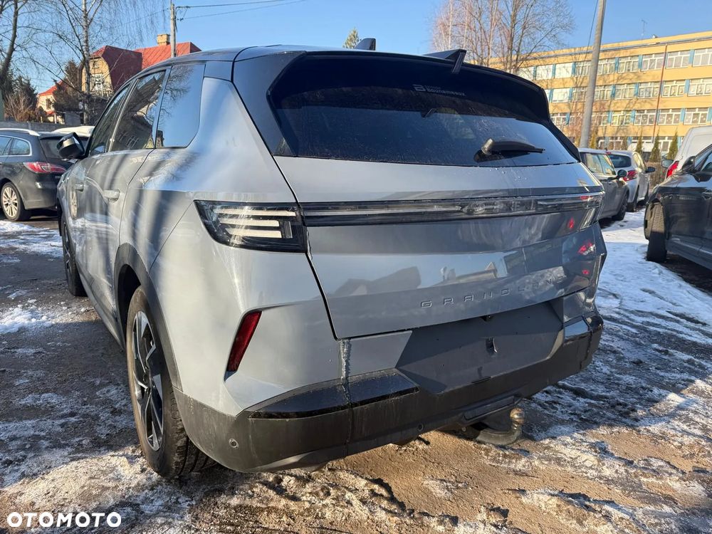 Opel Grandland 1.2 DI Hybrid 48 V Automatik GS - 2