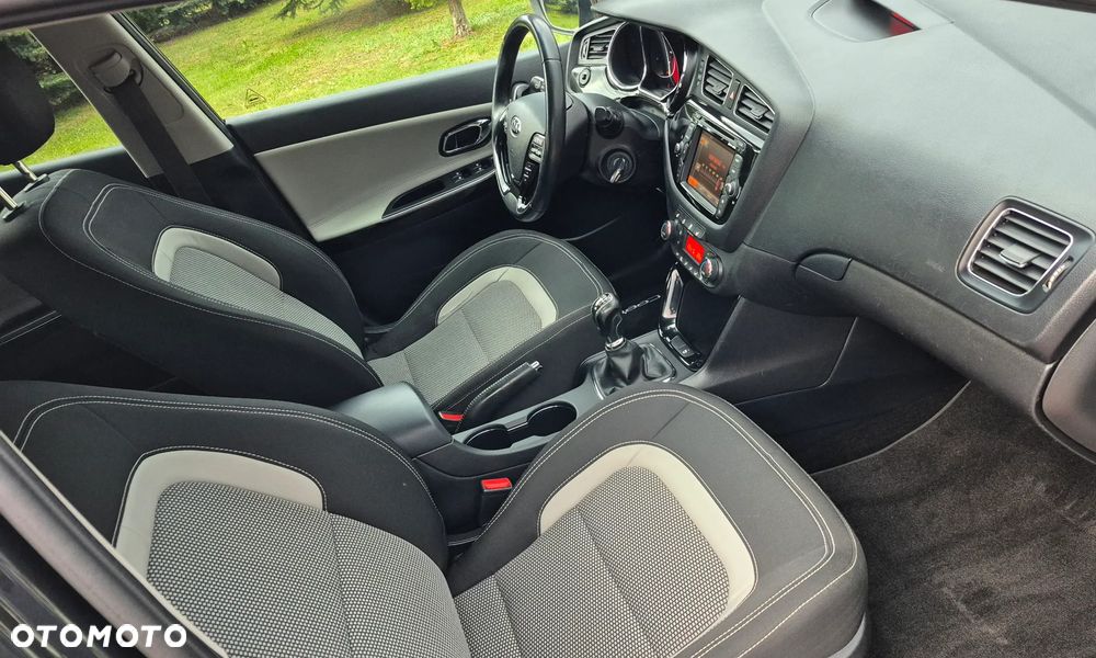 Kia Ceed 1.6 GDI Platinum Edition - 12