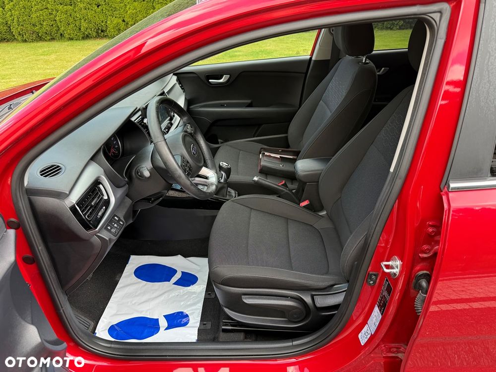Kia Rio 1.0 T-GDI 100 Dream-Team Edition - 16