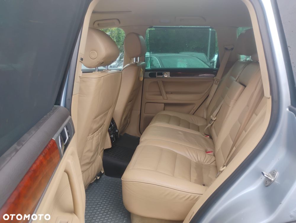 Volkswagen Touareg 3.2 V6 Automatik - 16