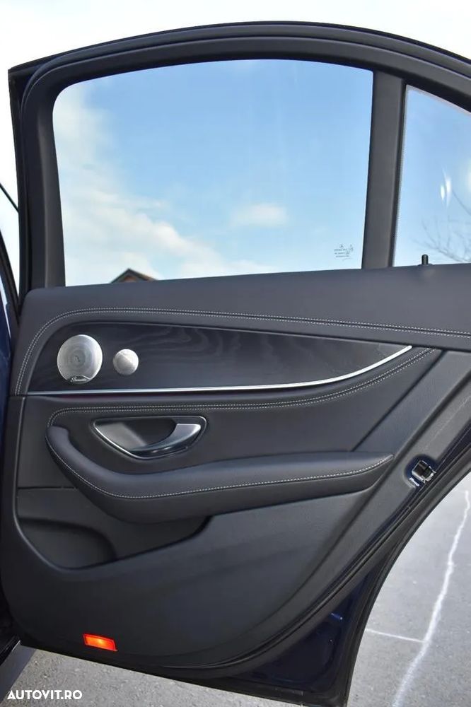 Mercedes-Benz E 220 d Aut. - 31