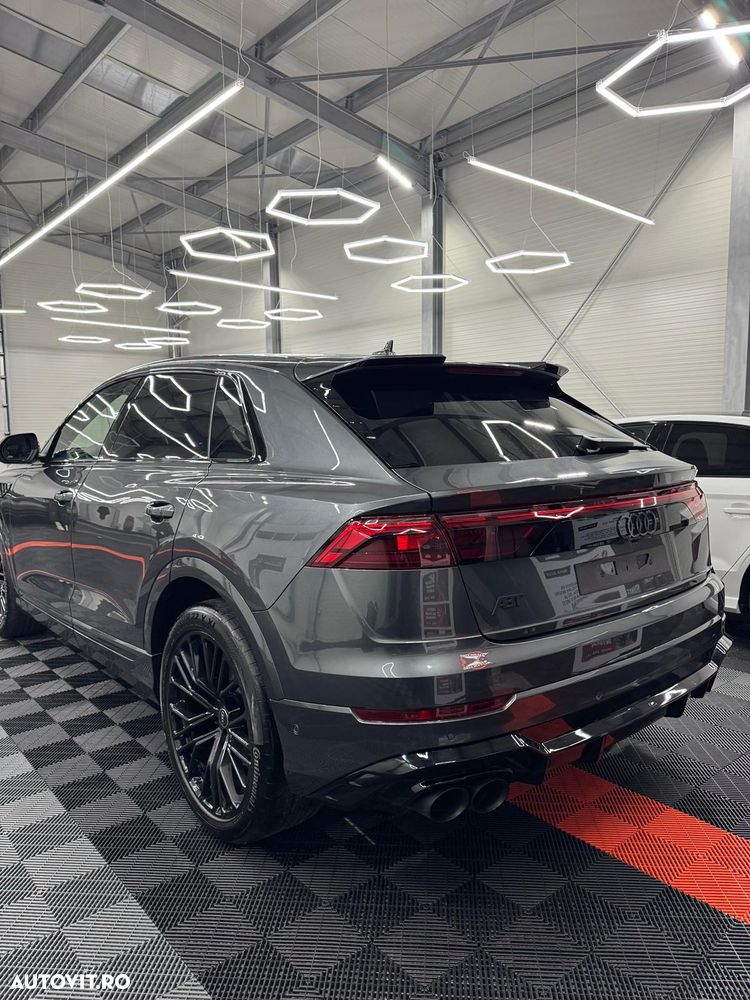 Audi Q8 - 4