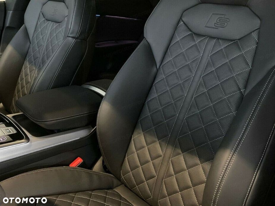Audi Q8 - 6