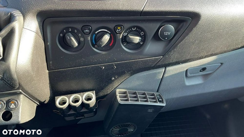 Ford Transit Custom - 33