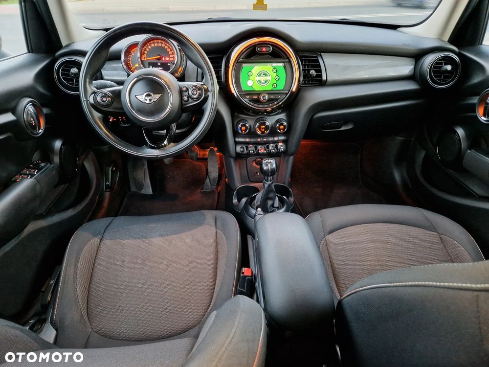 MINI Cooper - 16