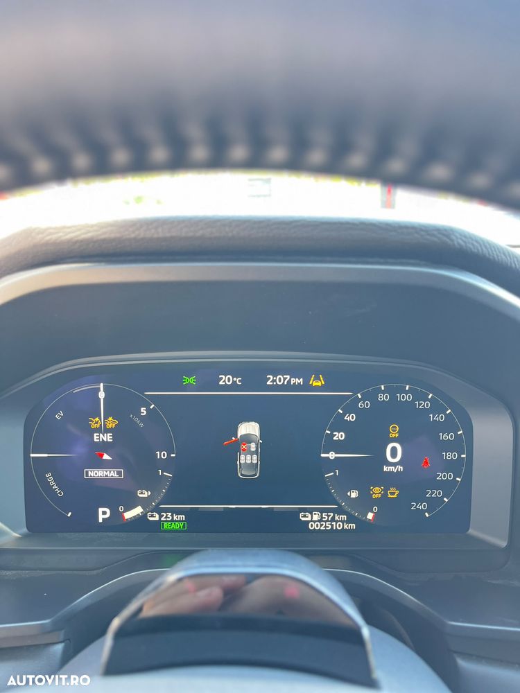 Mitsubishi Outlander 2.4 L 4X4 PHEV Intense - 11