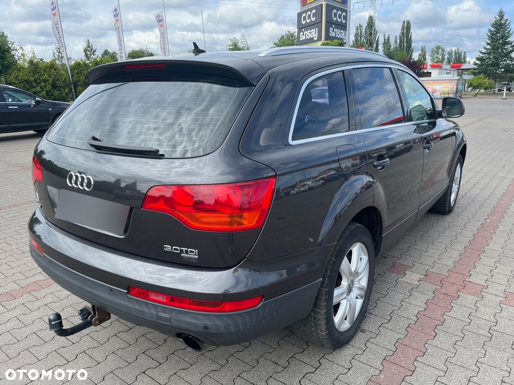 Audi Q7 - 4