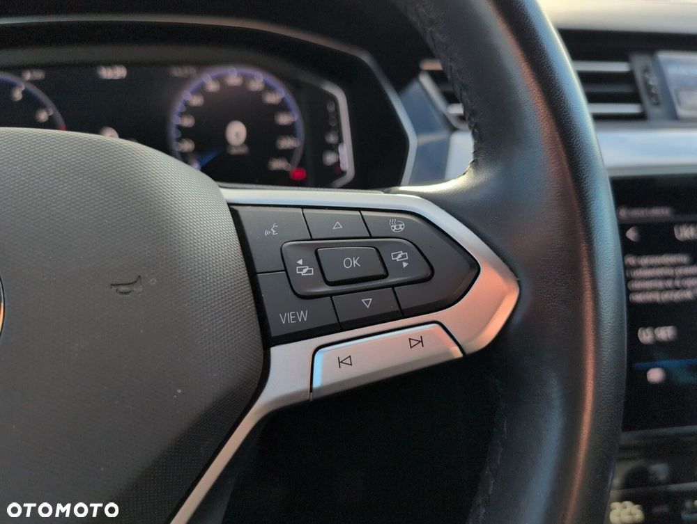 Volkswagen Passat Variant 2.0 TSI Business DSG - 19