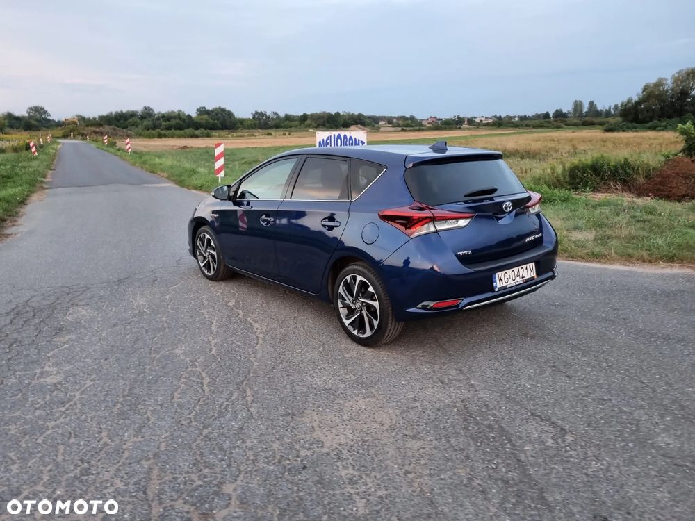 Toyota Auris 1.8 VVT-i Automatik Edition - 5
