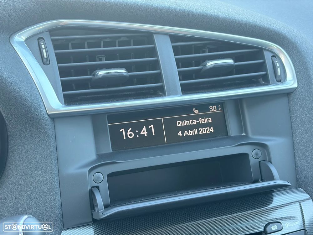 Citroën C4 1.6 e-HDi Exclusive CMP6 - 12