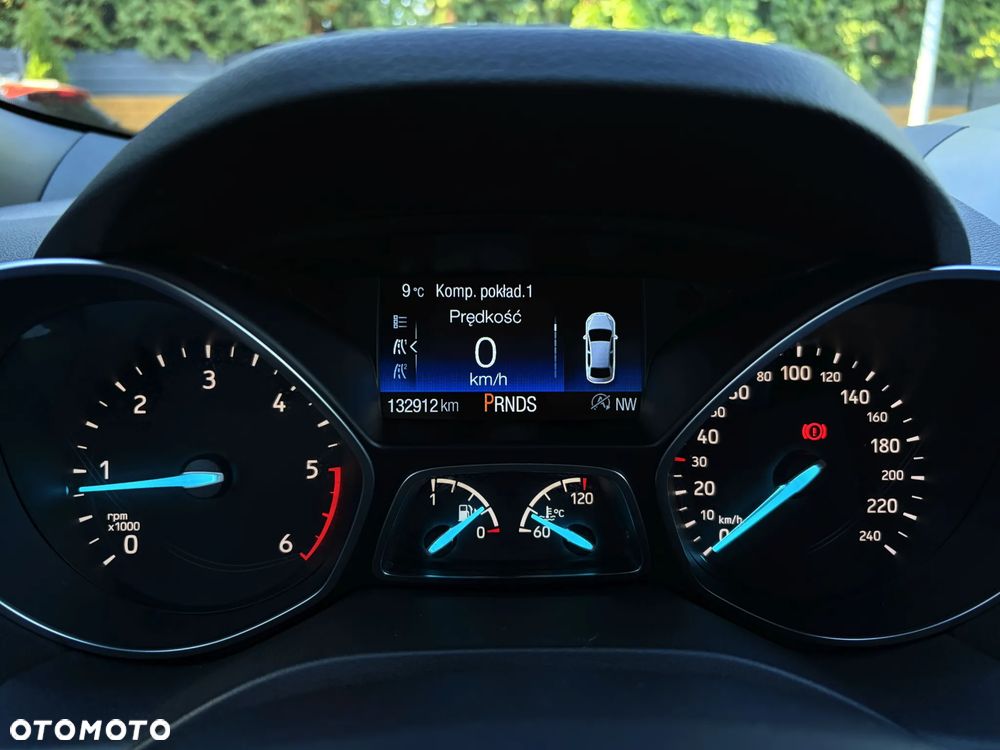 Ford Kuga 2.0 TDCi FWD ST-Line - 21