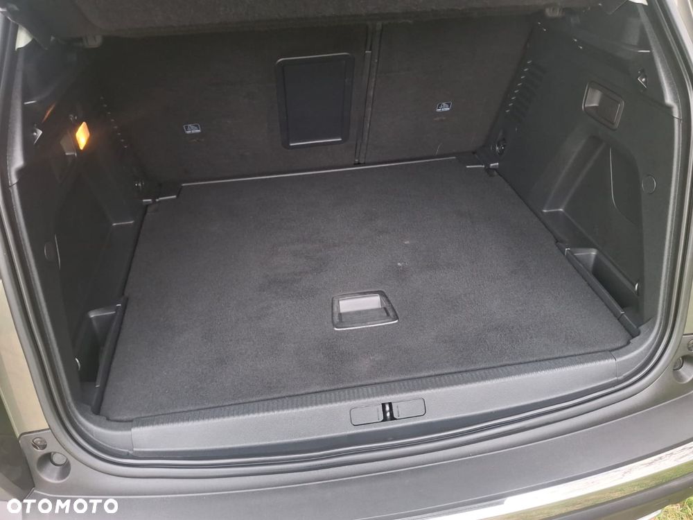 Peugeot 3008 1.5 BlueHDi Active S&S EAT8 - 11