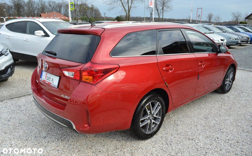 Toyota Auris 1.33 VVT-i Terra - 16