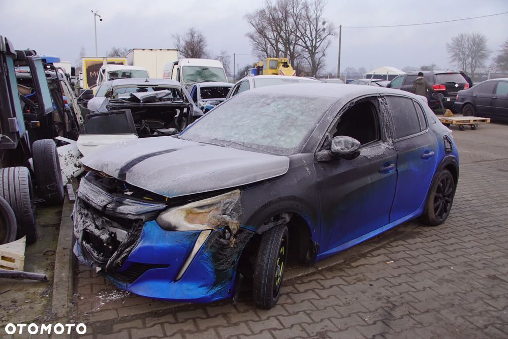 Auto na części - Peugeot 208 II GT Line 1.2 PureTech 101 KM HN05 9830759380 ESM 2020R Silnik Skrzynia Drzwi Szyba Klapa Zderzak Lampa Klamka Deska Kokpit Sterownik Moduł Czujnik Licznik Wyświetlacz Kierownica Panel - 1