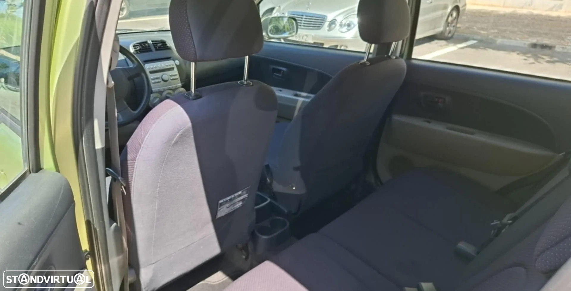 Daihatsu Sirion 1.0 AC - 15