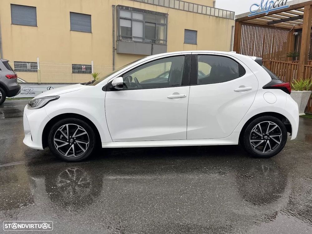 Toyota Yaris 1.5 HDF Comfort Plus - 8