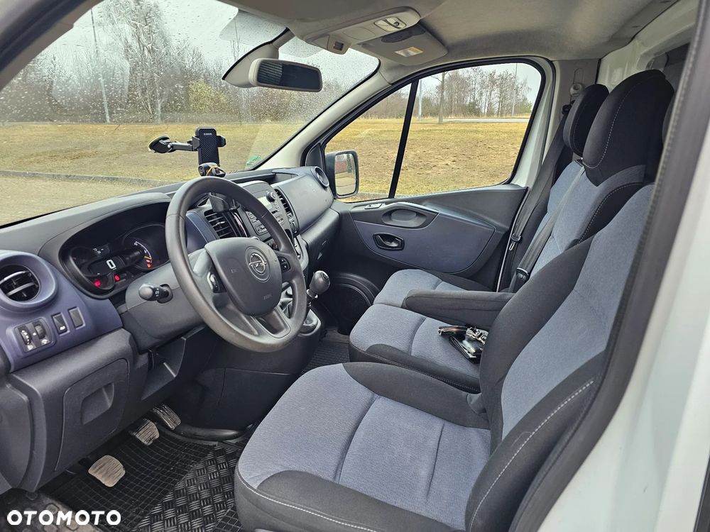 Opel VIVARO L2H2 - 12
