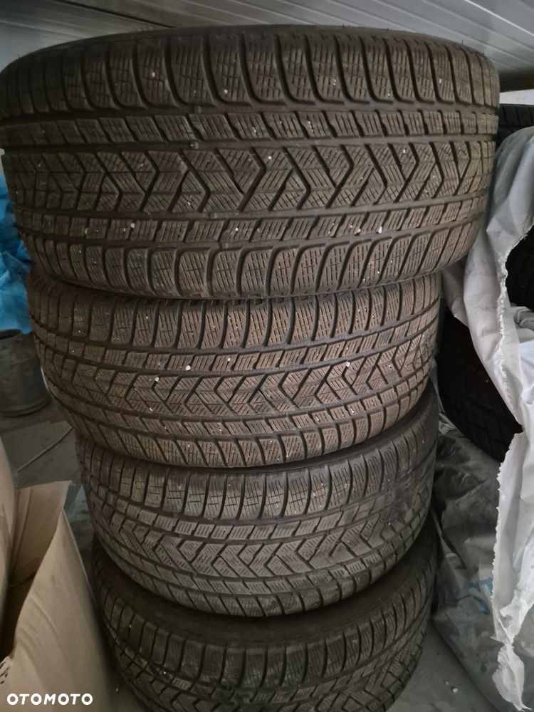Mercedes-Benz GLE - 23