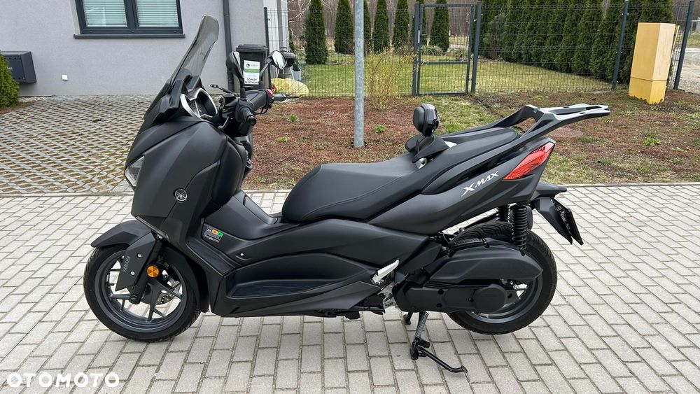 Yamaha X-max - 8