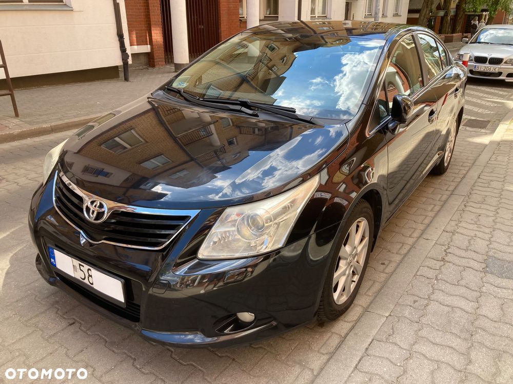Toyota Avensis 2.0 Sol plus - 2