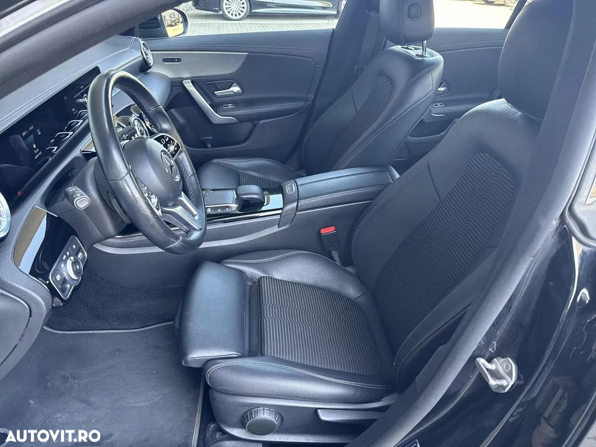 Mercedes-Benz CLA - 12